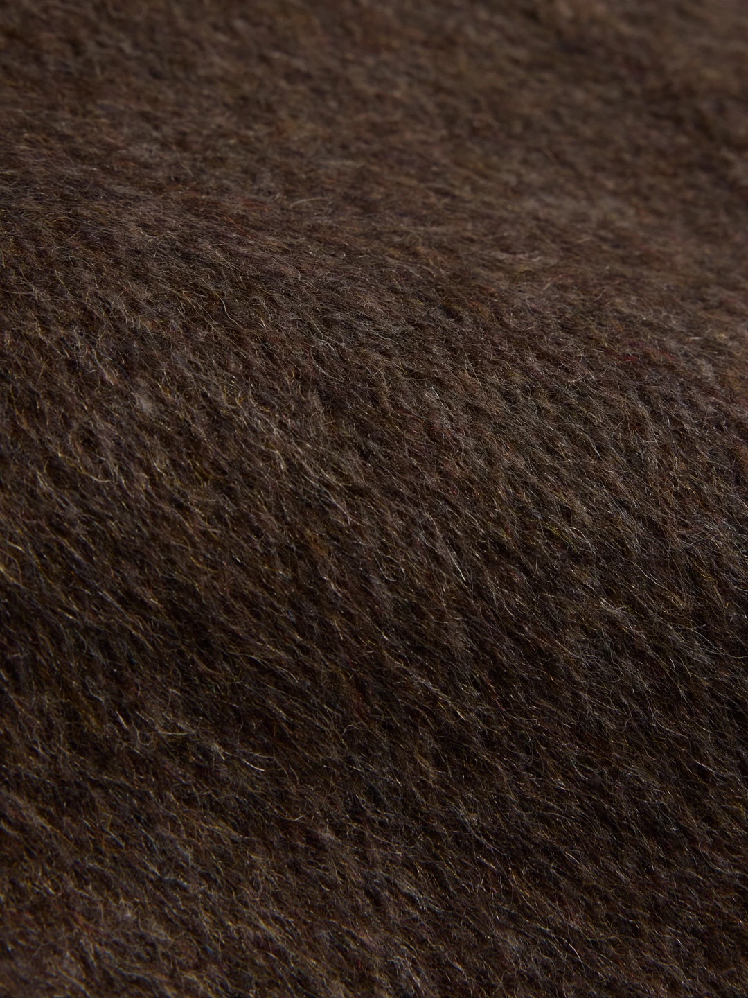 2750_8c055294f8-emika-closeup_-dark-brown-zoom 2750_8c055294f8-emika-closeup_-dark-brown-zoom