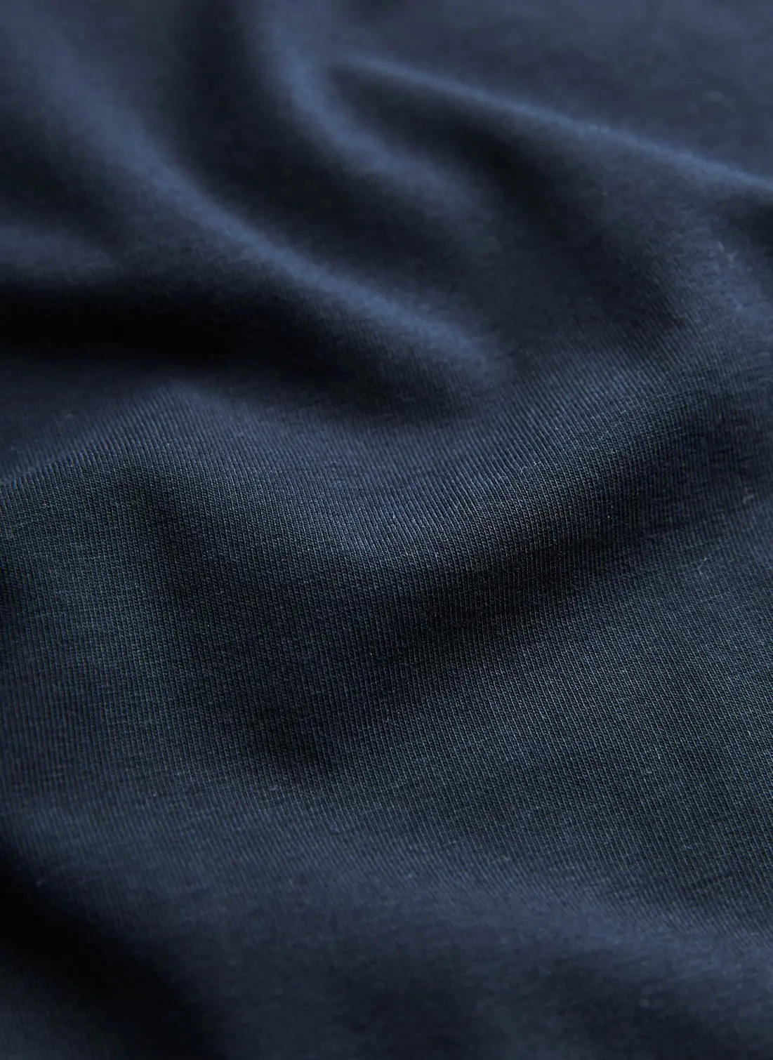 2832_aa5e782aa5-350355-james-ls-tee-59-old-blue-5-medium 2832_aa5e782aa5-350355-james-ls-tee-59-old-blue-5-medium