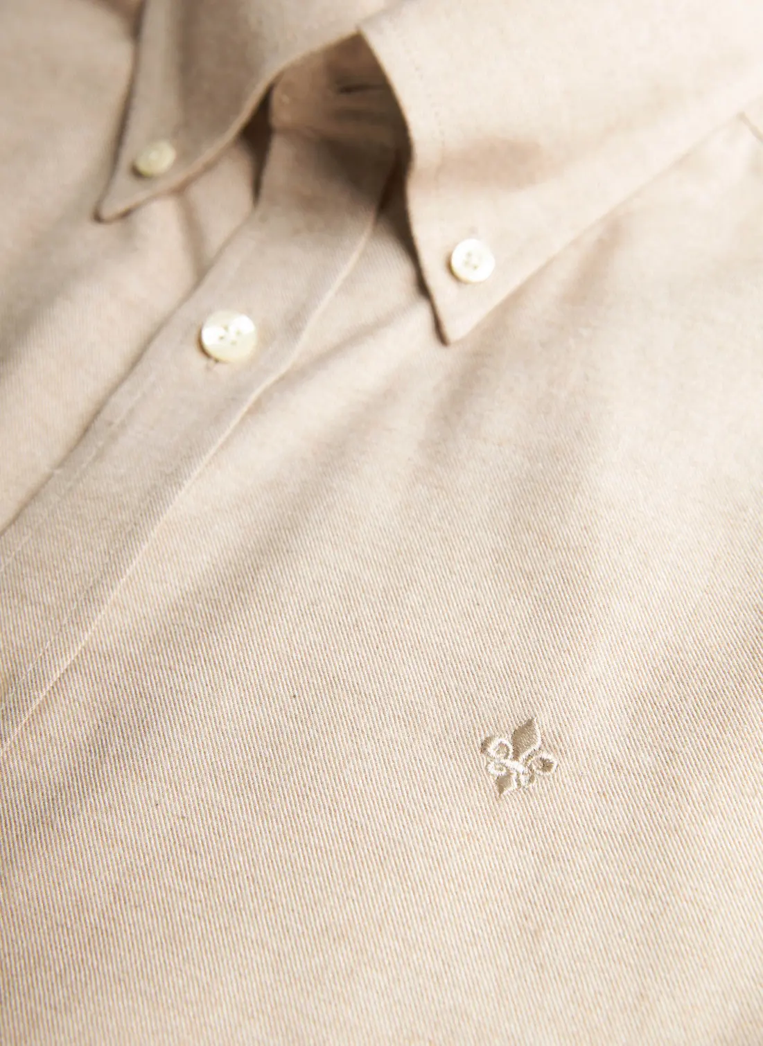2916_f98590c49e-801826-cashmere-twill-shirt-slim-fit-05-khaki-5-medium 2916_f98590c49e-801826-cashmere-twill-shirt-slim-fit-05-khaki-5-medium