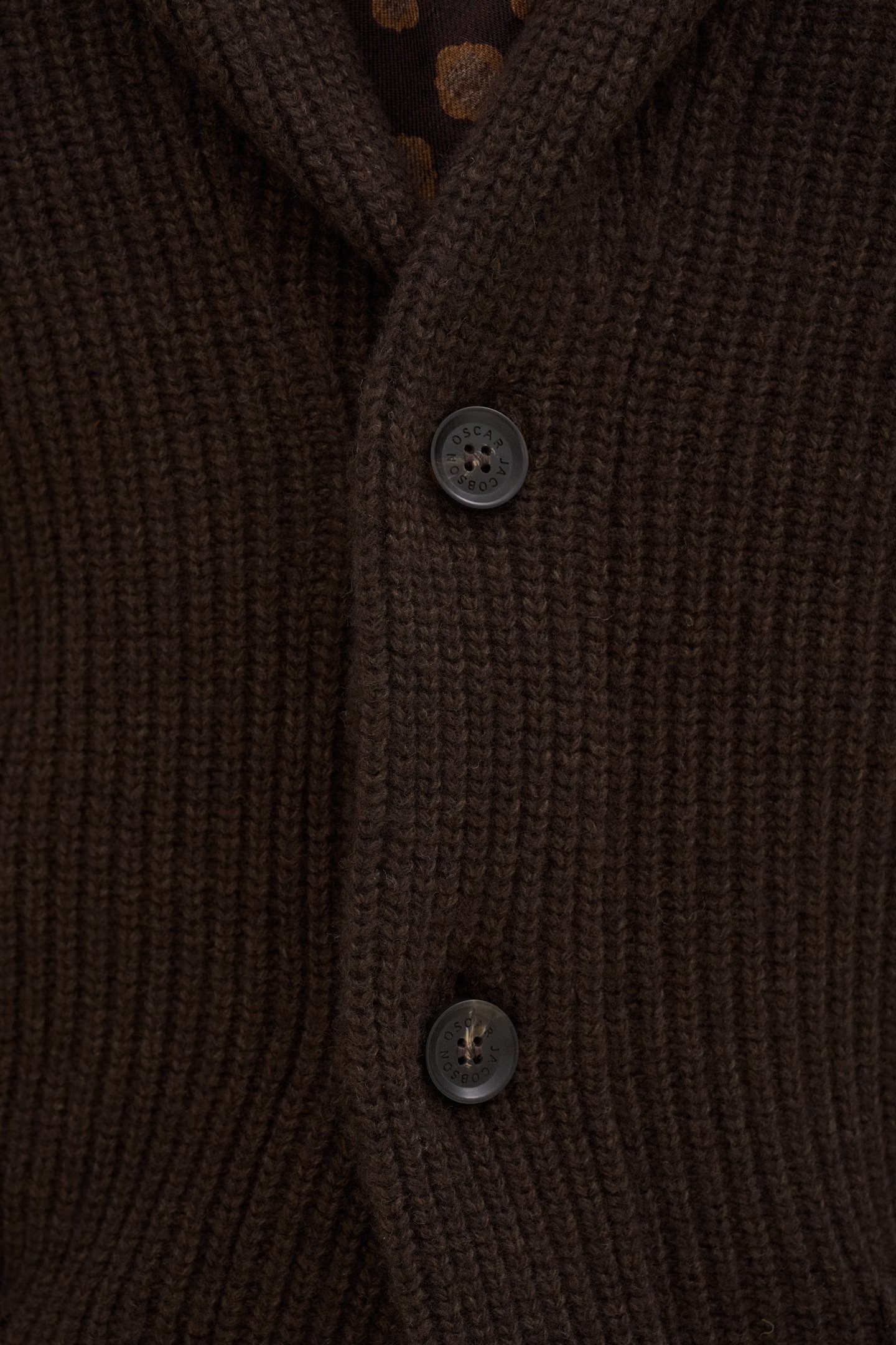 6137_oscar-jacobson_roland-cardigan_dusk-brown_67221560_546_extra2-custom 6137_oscar-jacobson_roland-cardigan_dusk-brown_67221560_546_extra2-custom