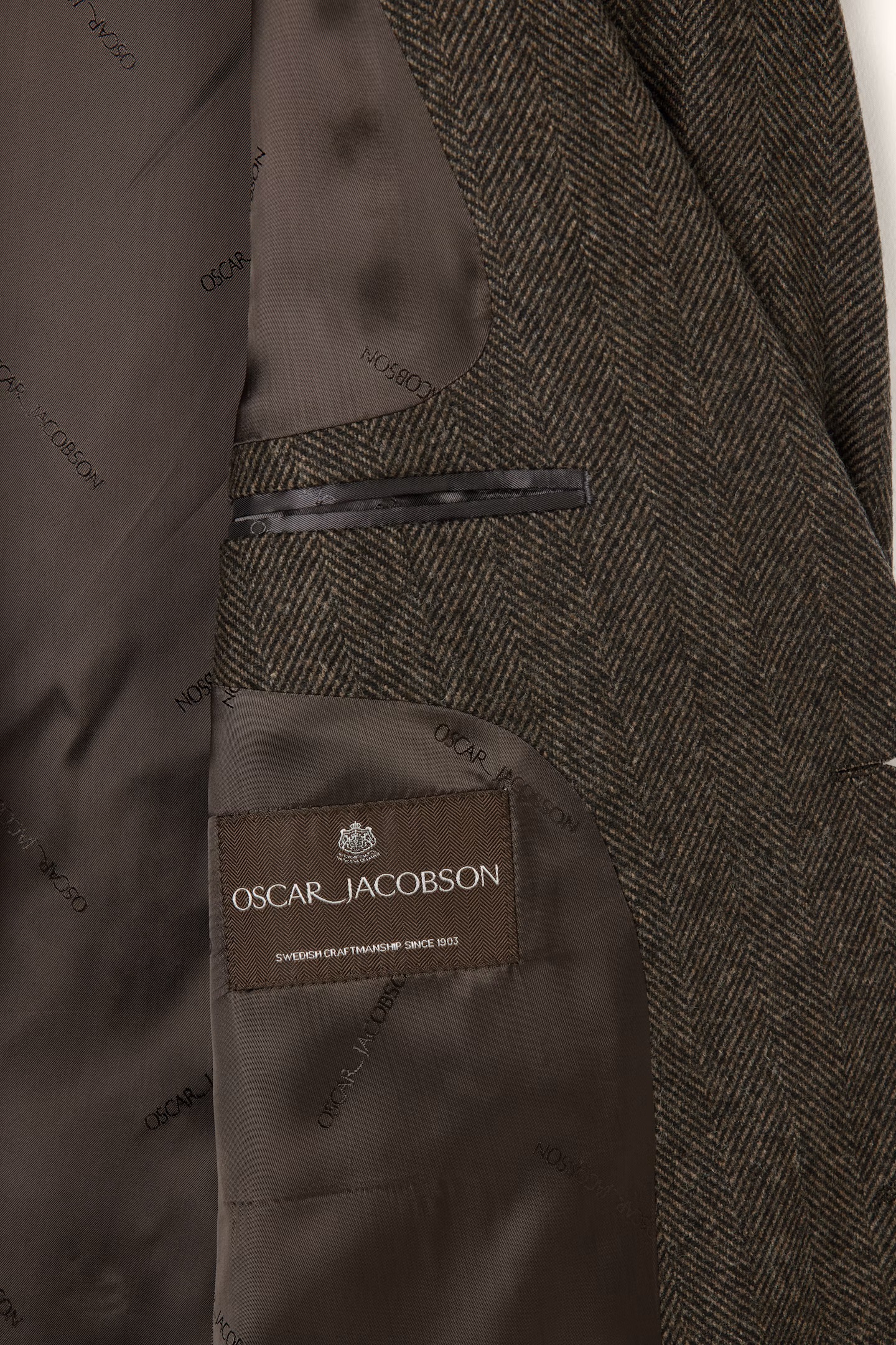 9106_oscar-jacobson_fogerty-patch-blazer_captains-brown_31948990_542_extra1-custom 9106_oscar-jacobson_fogerty-patch-blazer_captains-brown_31948990_542_extra1-custom