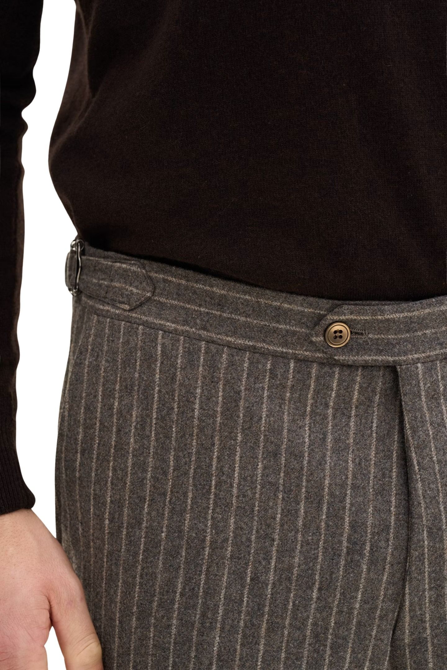 9140_oscar-jacobson_dandy-side-adjuster-trousers_hazelnut-brown_54881927_590_extra1-custom 9140_oscar-jacobson_dandy-side-adjuster-trousers_hazelnut-brown_54881927_590_extra1-custom