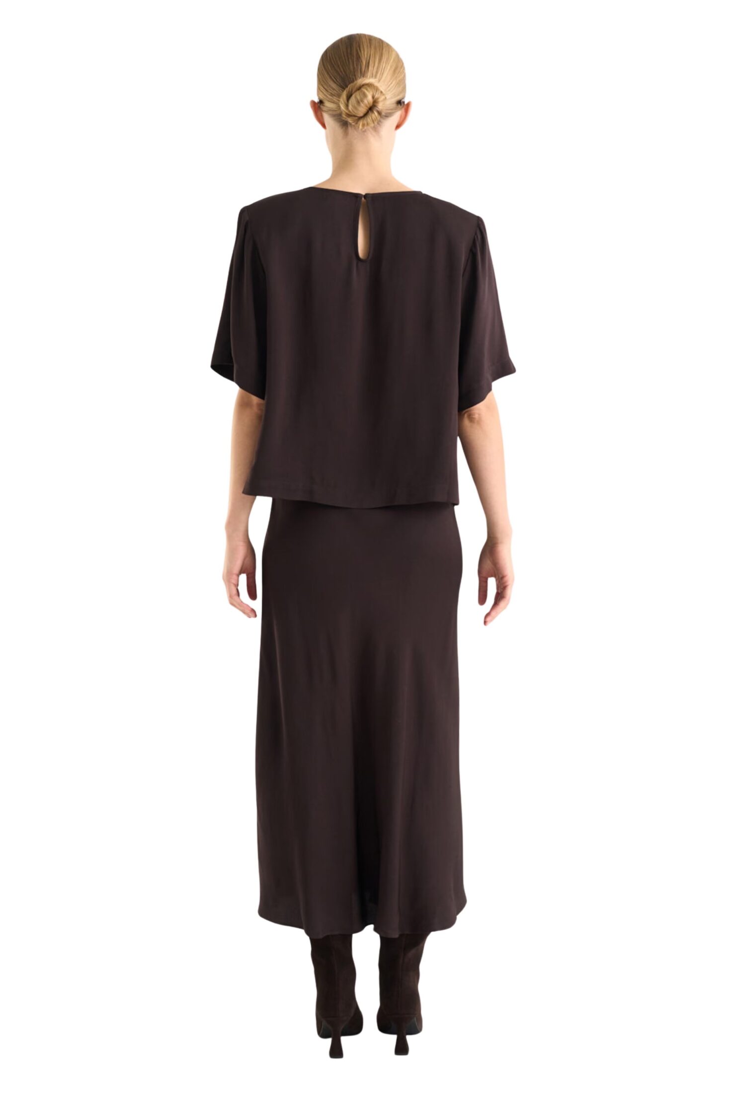 9399_leonie_satin_tee_mocha_brown_9398_tyne_satin_skirt_mocha_brown_7993 9399_leonie_satin_tee_mocha_brown_9398_tyne_satin_skirt_mocha_brown_7993