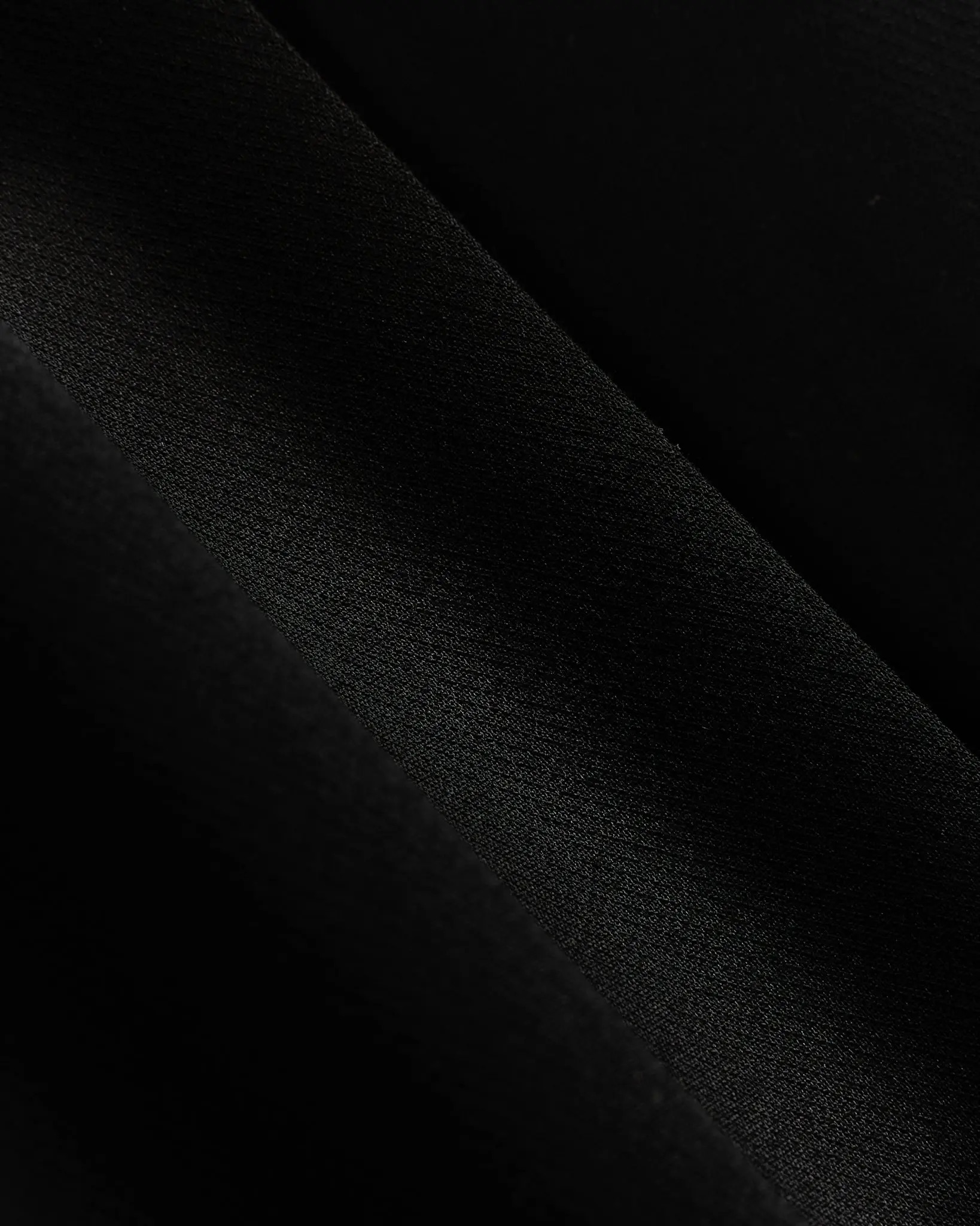 iben_reign_tailored_extra_wide_black_2399nok_210eur_dca49764-eaf3-4a14-b280-80667e8bfce8 iben_reign_tailored_extra_wide_black_2399nok_210eur_dca49764-eaf3-4a14-b280-80667e8bfce8