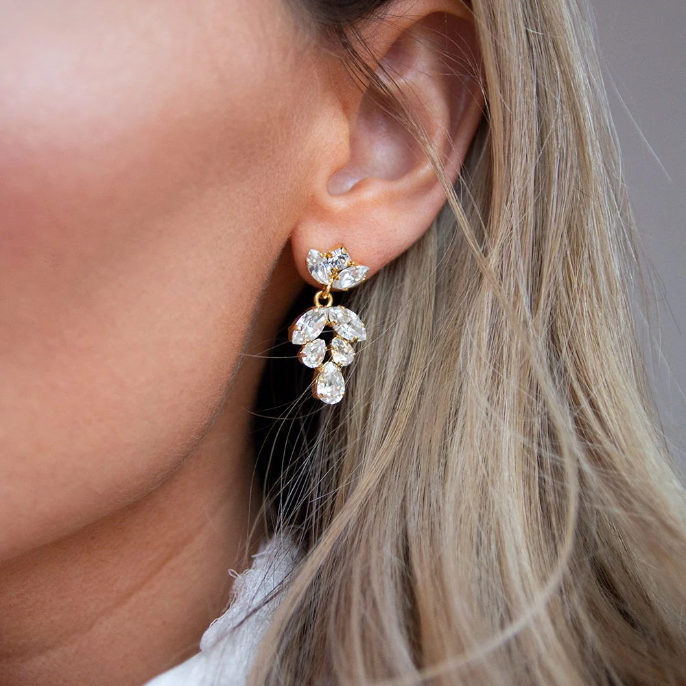 kiss-me-earrings kiss-me-earrings