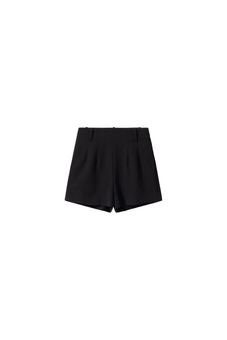 livia_shorts_black_9441_10