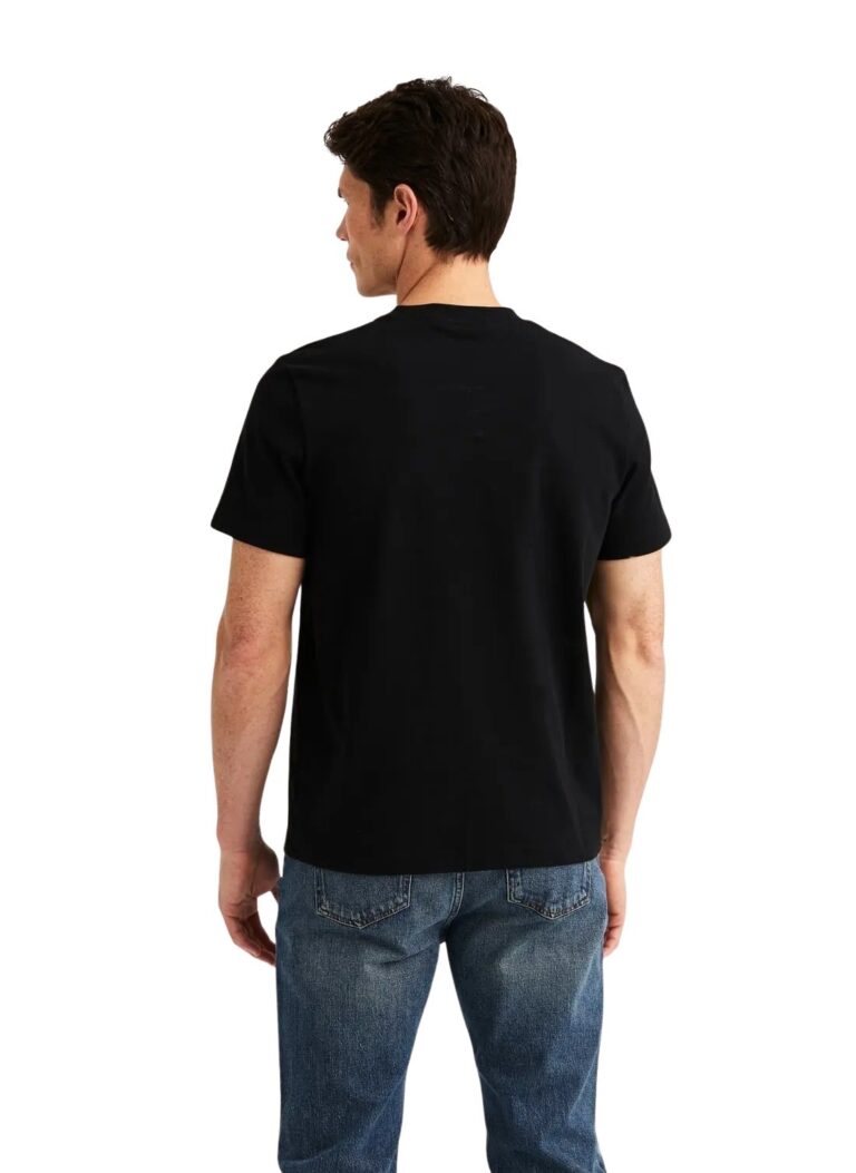 2402_d40e38e0a7-350332-blake-tee-99-black-3-medium
