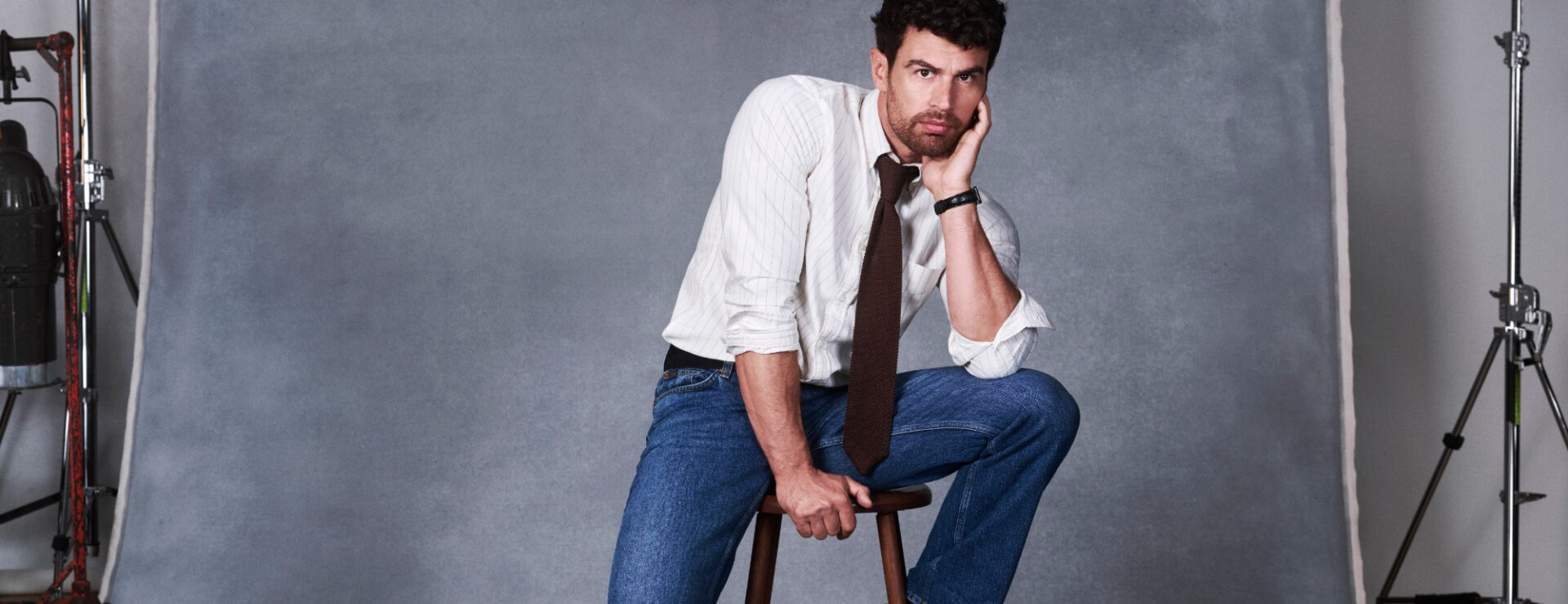 gant_aw26_theo_james_1-3